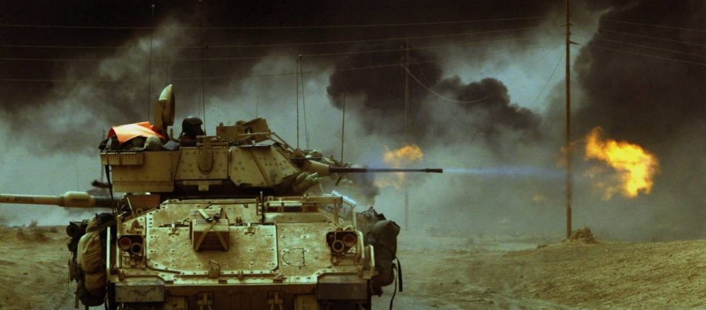 Μετά τα ελικόπτερα OH-58D Kiowa Warrior οι ΗΠΑ στέλνουν ΤΟΜΑ M2 Bradley στην Ελλάδα – Από το τίποτα…