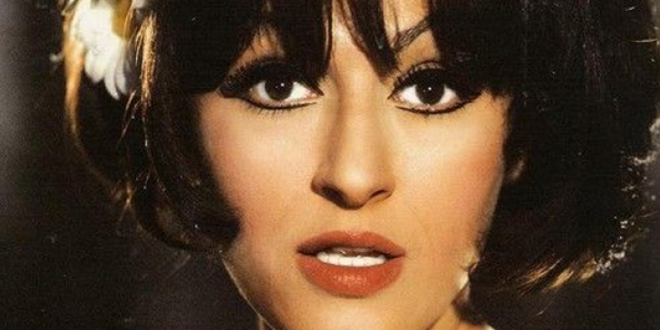 Μάρθα Καραγιάννη: Γιατί η μεγάλη κυρία του ελληνικού κινηματογράφου άφησε τους άντρες και συζεί με γυναίκα;