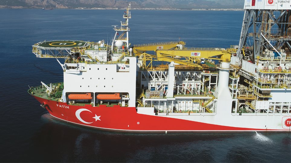 Η Άγκυρα κλιμακώνει την κρίση: «Εισβάλουμε και με δεύτερο γεωτρύπανο – Τουρκική υφαλοκρηπίδα η κυπριακή ΑΟΖ»