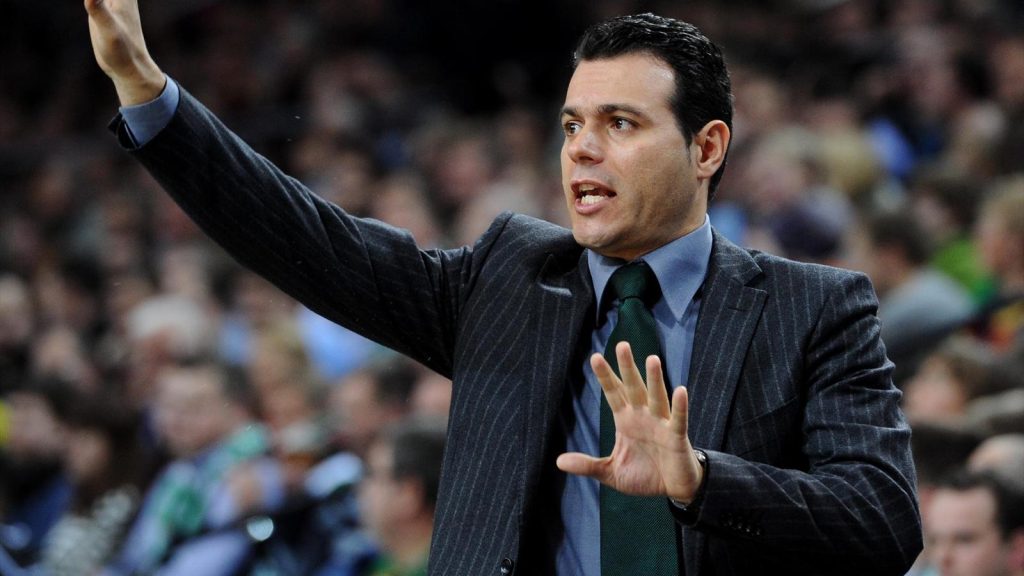 Δημήτρης Ιτούδης: Τα δάκρυα του Έλληνα τεχνικού και η συγκινητική αγκαλιά (βίντεο)