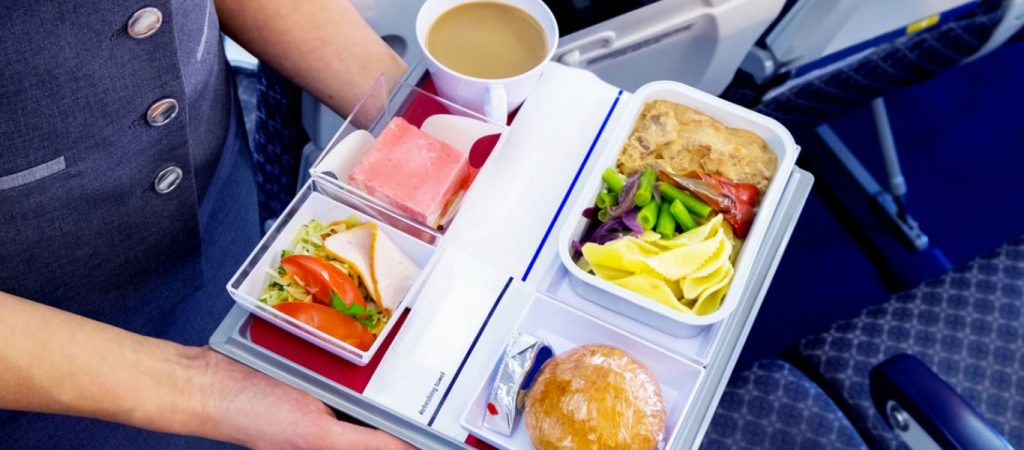 Ο λόγος που ο κυβερνήτης του αεροπλάνου δεν τρώει ποτέ το ίδιο φαγητό με τον συγκυβερνήτη