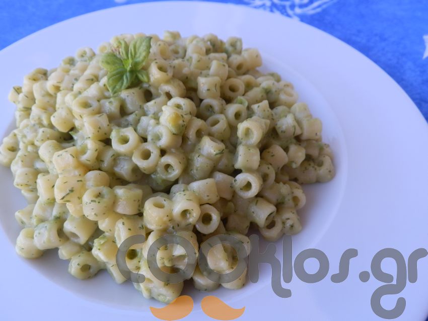 Η συνταγή της ημέρας: Μακαρόνι κοφτό ψιλό με πέστο αρακά