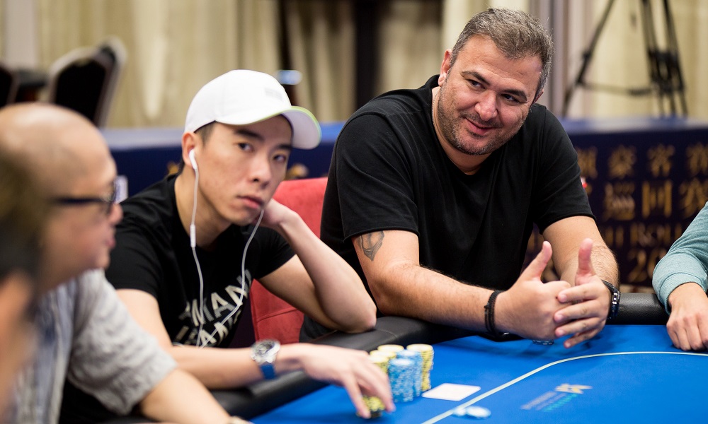 Ο εφιάλτης του Αντώνη Ρέμου: Όλη η αλήθεια για το πάθος του, τον τζόγο και τα χρήματα που έχασε!