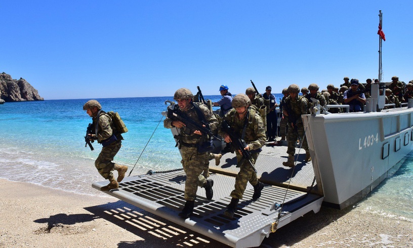 Άσκηση «Θαλασσόλυκος»: Οι Τούρκοι ασκούνται σε αποβάσεις για την κατάληψη ελληνικών νησιών