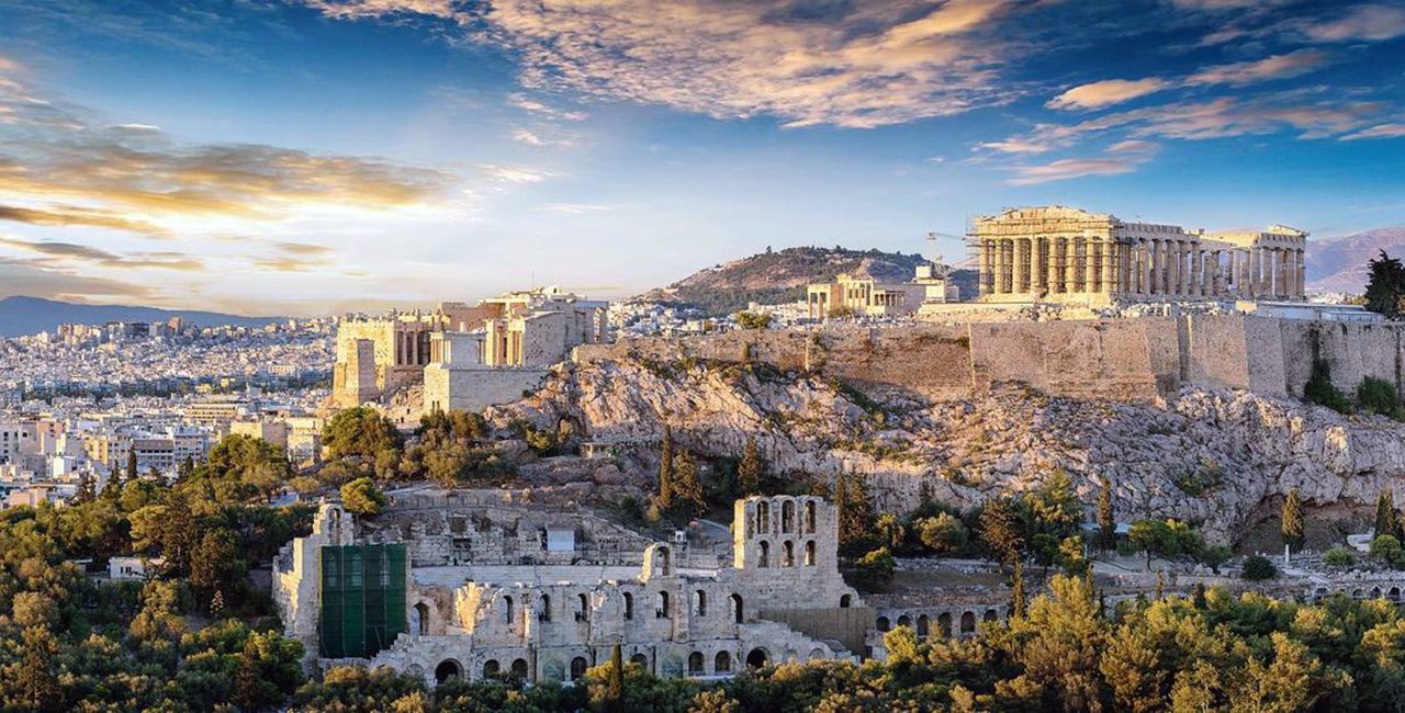 Μεγάλο αφιέρωμα της Le Figaro στην «Αιώνια Αθήνα» – Παρουσιάζει τη σύγχρονη όψη της ελληνικής πρωτεύουσας