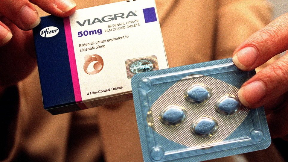 Δήμαρχος στη Γαλλία άφησε «ελεύθερο» το Viagra: «Επειδή χρειαζόμαστε παιδιά»