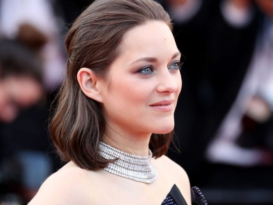 Η Μαριόν Κοτιγιάρ με κοντό σορτς στο κόκκινο χαλί των Καννών! (φωτο)