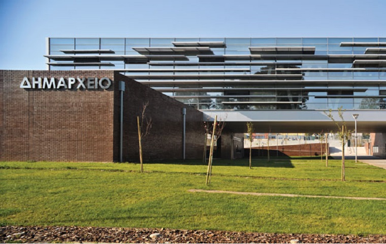 Εργαζόμενοι δήμου Κορυδαλλού για αιφνίδιο θάνατο υπαλλήλου: «Eίμαστε εργαζόμενοι και όχι υποχείρια»