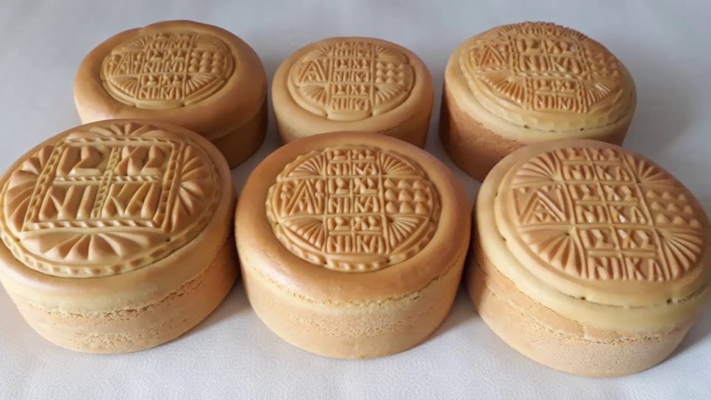 Πότε προσφέρουμε πρόσφορο και πότε κόλλυβα στο μνημόσυνο;