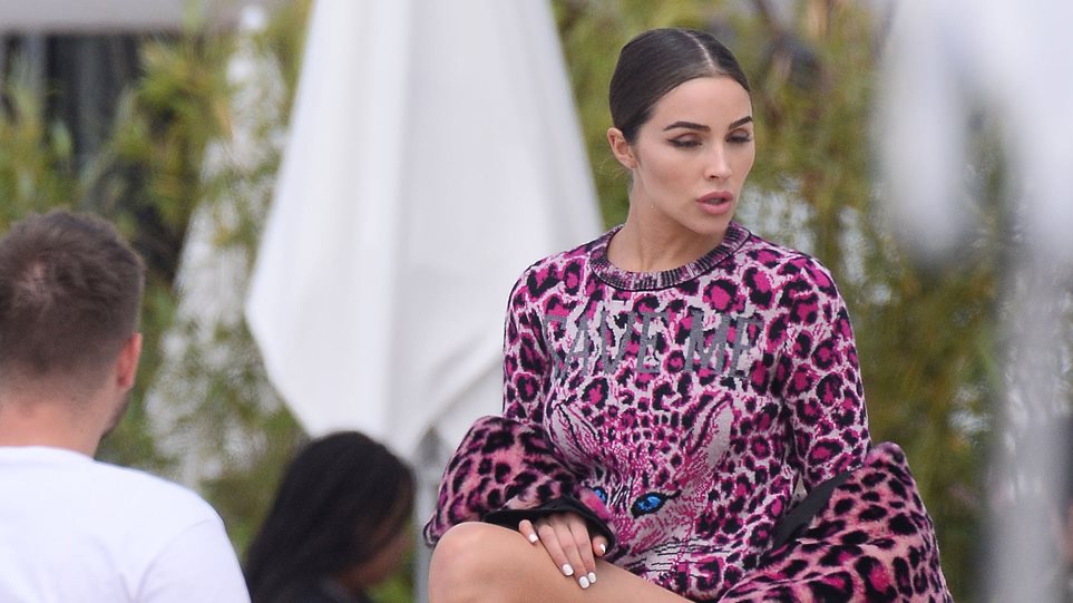 Η Ολίβια Κούλπο «έκλεψε» τις εντυπώσεις σε παραλία των Καννών (φώτο)