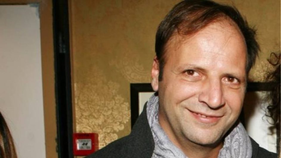 Δημήτρης Αποστόλου: Λιποθύμησε στη μέση του δρόμου – Μιλά στα social media για την αλλαγή του κόσμου (φωτο)