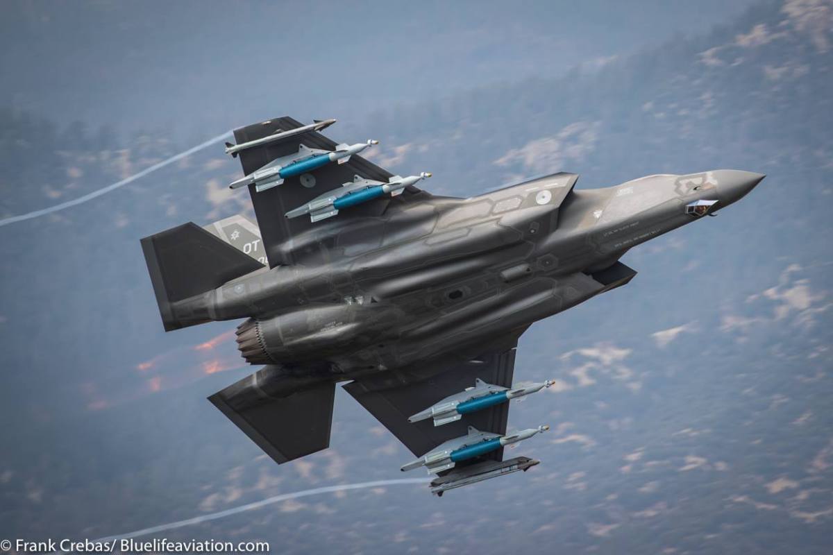 Μέση Ανατολή: F-35A απογειώνονται με εξωτερικό φορτίο