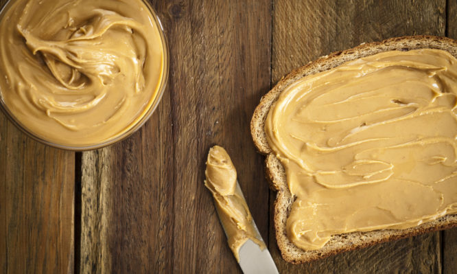 Φυστικοβούτυρο: Οφέλη, θερμίδες και διατροφική αξία – Η αλήθεια για την χοληστερίνη (φώτο-βίντεο)