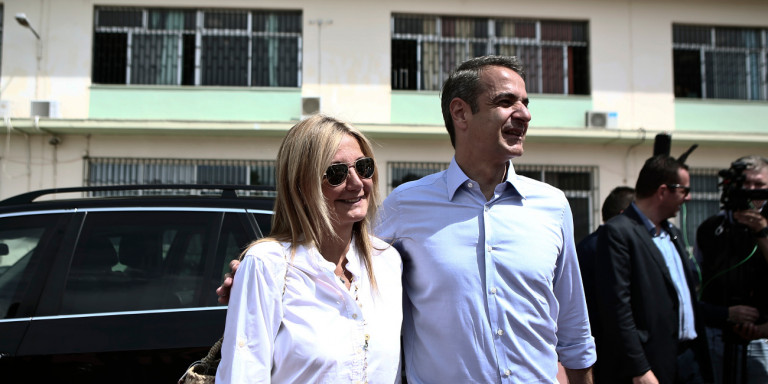 Mητσοτάκης: Στο γραφείο του στην Πειραιώς, μαζί με όλη την οικογένεια για τα αποτελέσματα