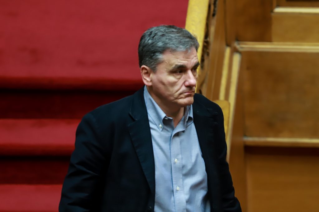 Παραδοχή ήττας από τον Ε.Τσακαλώτο: «Η Αριστερά ξέρει να κερδίζει, ξέρει και να χάνει» (φώτο)