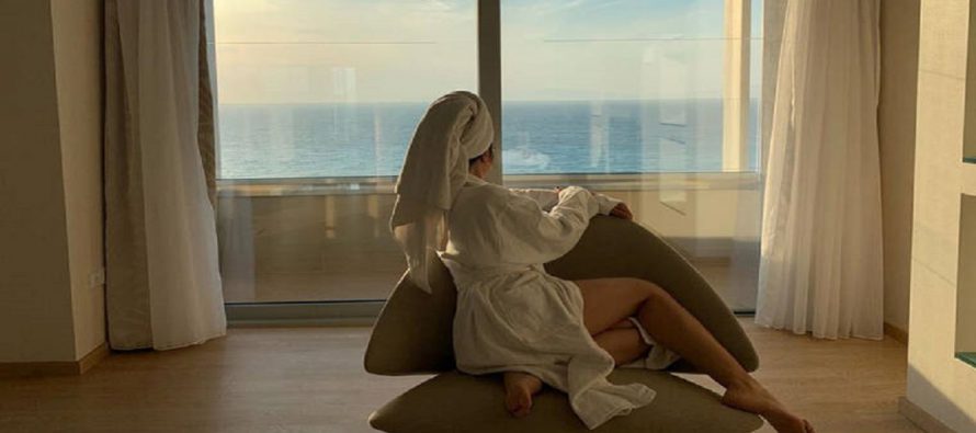 «Έριξε» το instagram με τη φωτογραφία της Ελληνίδα τραγουδίστρια