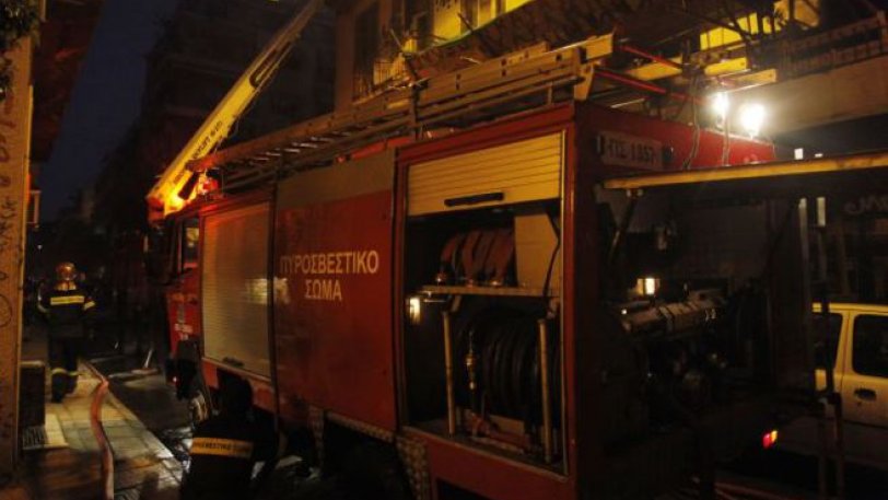 Φωτιά σε υπόγειο πάρκινγκ στο Χολαργό – Απεγκλωβίστηκαν τρία άτομα