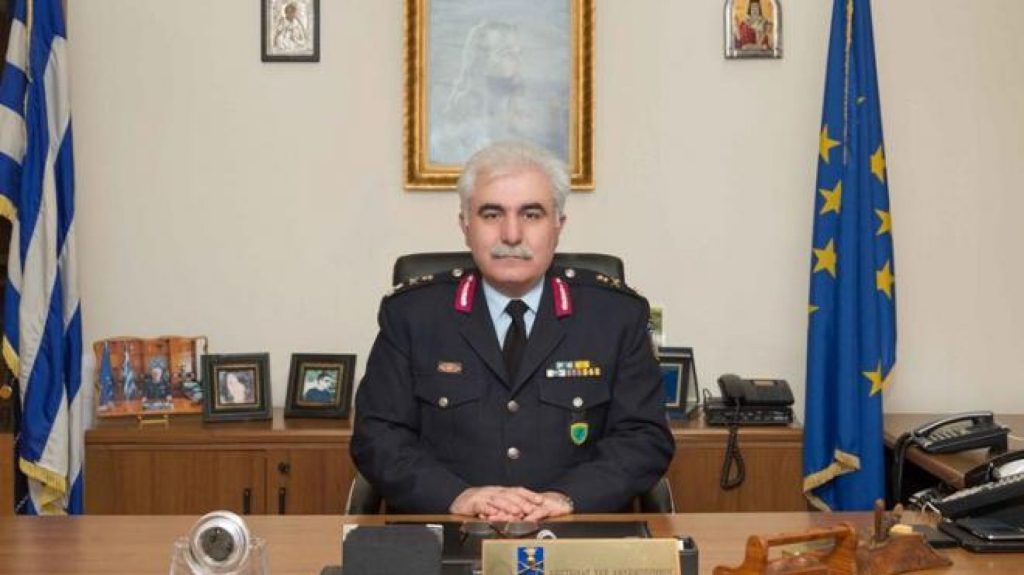 Με «προσωρινή απόλυση» απειλείται ο Αρχηγός της ΕΛ.ΑΣ. που πήγε στην συγκέντρωση του ΣΥΡΙΖΑ