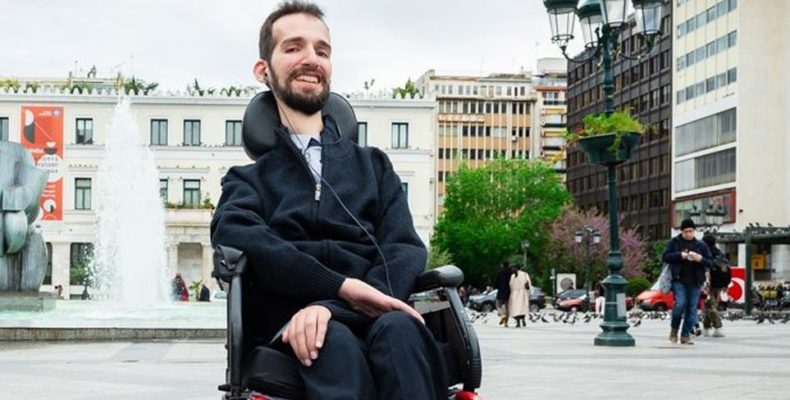 Στέλιος Κυμπουρόπουλος: «Σηκώνω στις πλάτες μου 200.000 Έλληνες» (βίντεο)