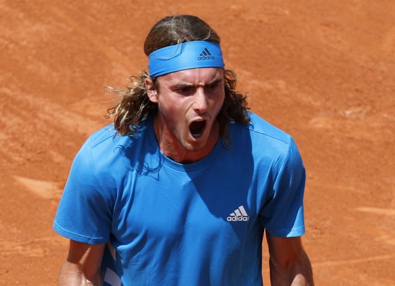 Γράφει ιστορία ο Σ.Τσιτσιπάς – Προκρίθηκε στον τρίτο γύρο του Roland Garros (φώτο-βίντεο)