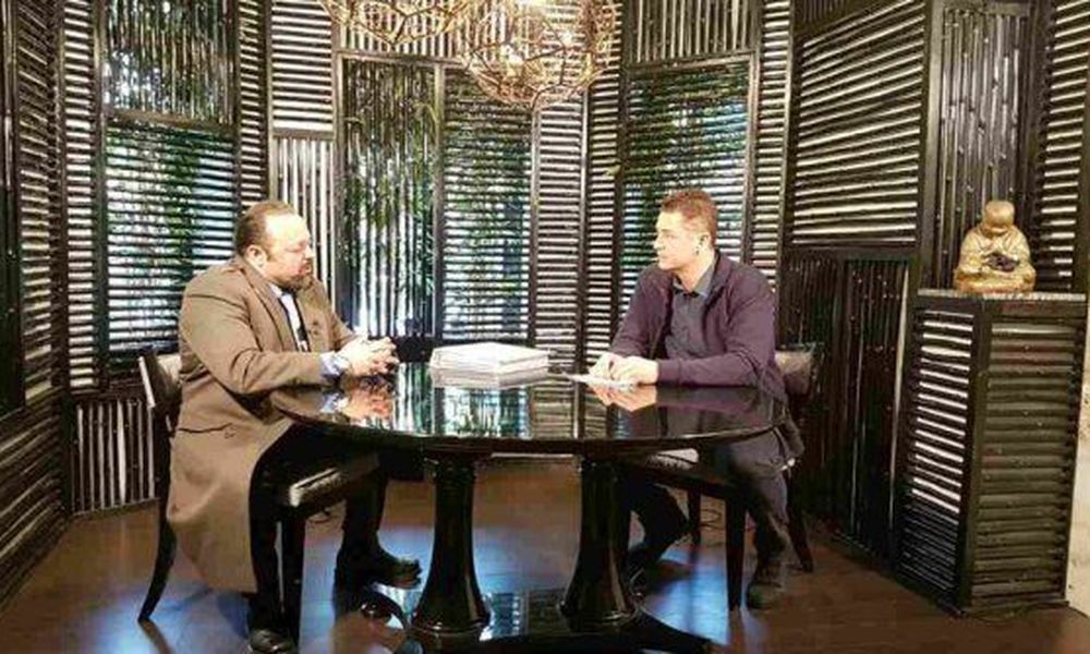 «Επική» ανάρτηση του Α.Σρόιτερ για τον «φίλο» του Αρτέμη Σώρρα: «Ο φίλος μου θα βγει καποια στιγμη και θα…»