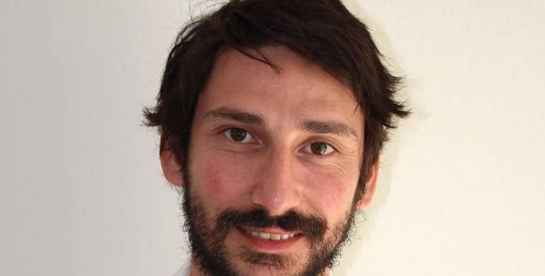 «Πέθανε» ακόμα και την ΕΡΤ ο επικεφαλής της VoxPop Analysis για την πρόβλεψη των ποσοστών του ΣΥΡΙΖΑ (βίντεο)