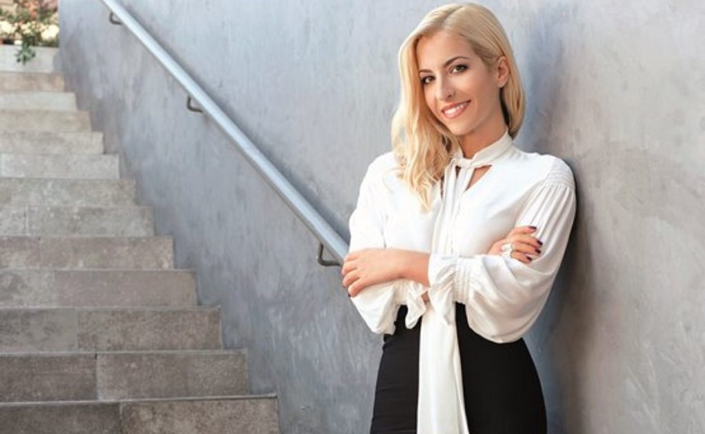 «Πυρά» κατά της Αναστασοπούλου για την συνέντευξη με τον Βελόπουλο: «Δεν τον ακουμπάς και δεν τον χαϊδεύεις, πρόσεχε…»