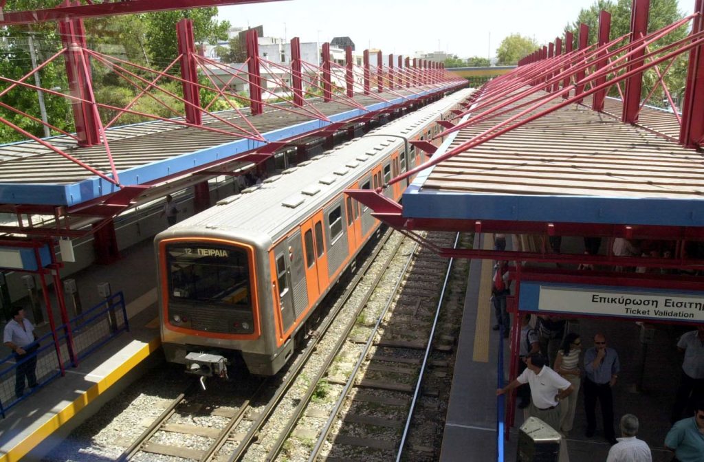 Αυτοκτονία στο Μοσχάτο: Βρήκαν αντισυλληπτικά και χάπια ερωτικής διέγερσης στο ψιλικατζίδικο του 43χρονου