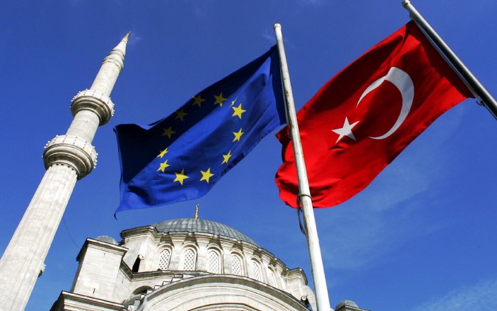 Λευκωσία: «Θέλουμε την Τουρκία στην ΕΕ μόνο αν ακολουθήσει τις συστάσεις»