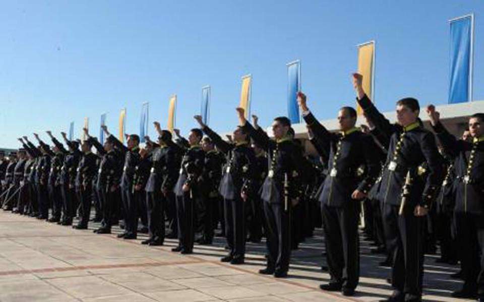 Πανελλήνιες 2019 – Στρατιωτικές Σχολές: Έτσι κατανέμονται οι 819 θέσεις εισακτέων (φωτο)