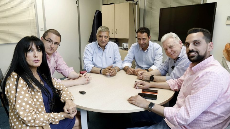 Συνάντηση Πατούλη με περιφερειακούς συμβούλους Σγουρού: «Ενώνουμε τις δυνάμεις μας»