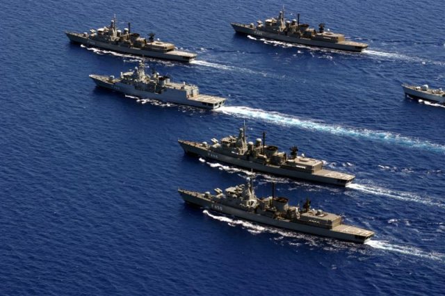 Πλοία του Πολεμικού Ναυτικού σε 19 λιμάνια της χώρας