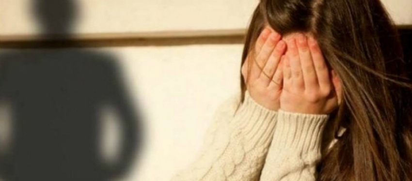 Ηράκλειο: Ηλικιωμένος ασέλγησε σε 13χρονη έξω από εκκλησία