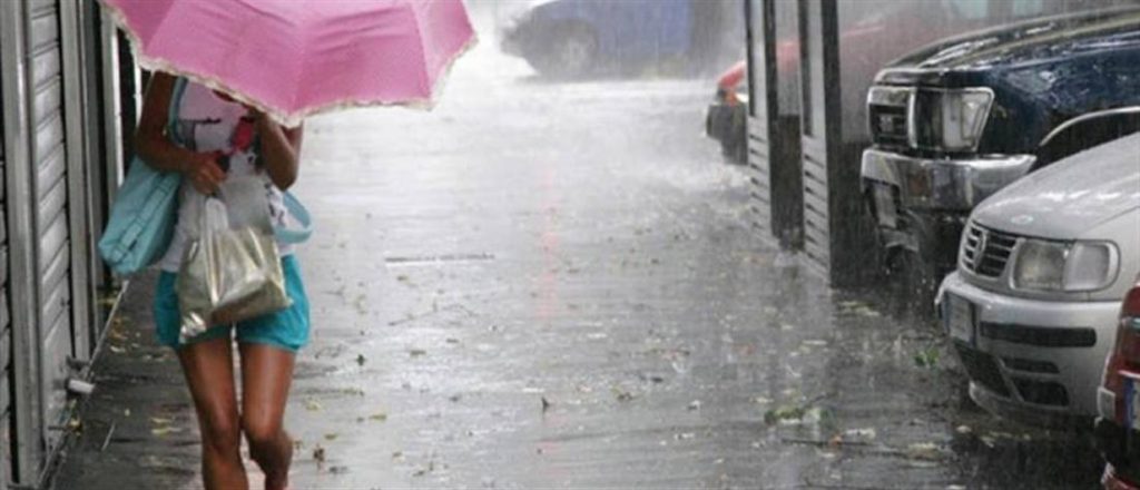 «Αγριεύει» ο καιρός τη Δευτέρα – Έρχονται βροχές και σποραδικές καταιγίδες – Που θα «χτυπήσει» η κακοκαιρία