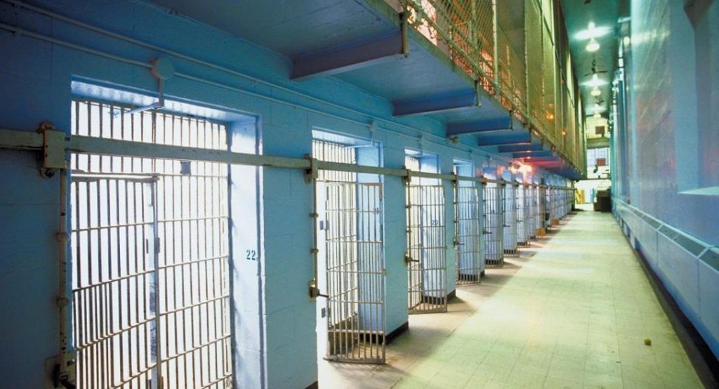 Απόπειρα αυτοκτονίας κρατούμενου των φυλακών Τρικάλων