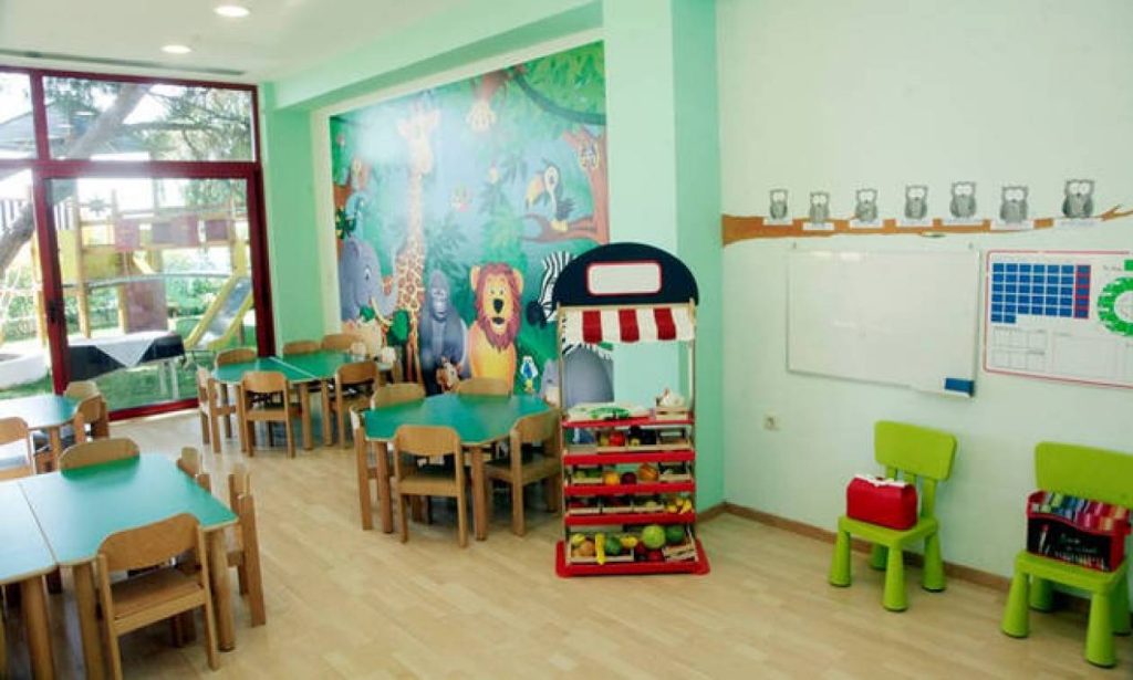 Μέχρι αύριο οι αιτήσεις για τους βρεφονηπιακούς σταθμούς του ΟΑΕΔ