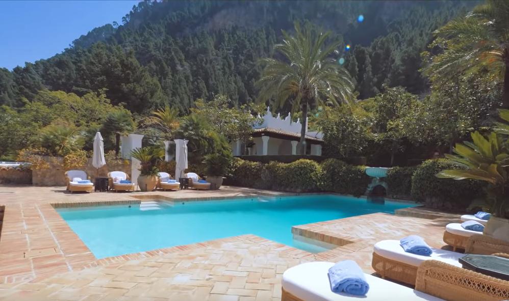 Μεσογειακό όνειρο – Mαγευτικό το σπίτι του Μάικλ Ντάγκλας στη Μαγιόρκα (φωτο-βίντεο)