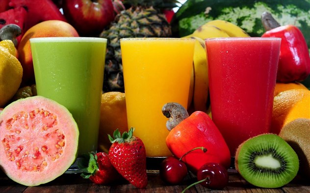 Χυμός φρούτων ή φρούτο; Γιατί πρέπει να επιλέξουμε με προσοχή τι θα καταναλώσουμε