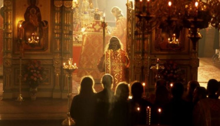 Ελεύθερες οι ύβρεις στους νεκρούς και τα Θεία με τη «βούλα» ΣΥΡΙΖΑ – Τι «πέρασε» στο νέο Ποινικό Κώδικα