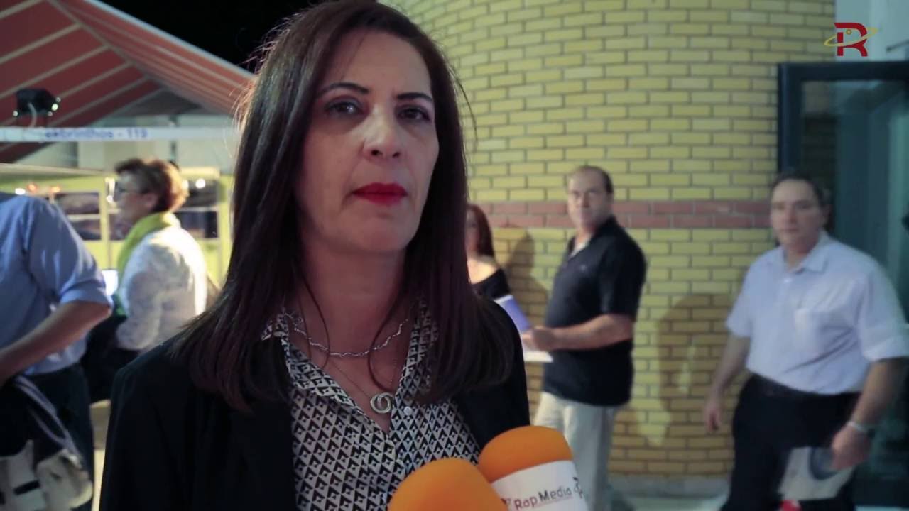 Γυναίκα αντιπεριφερειάρχης διώχνει δημοσιογράφο από συνέντευξη του Τατούλη (βίντεο)