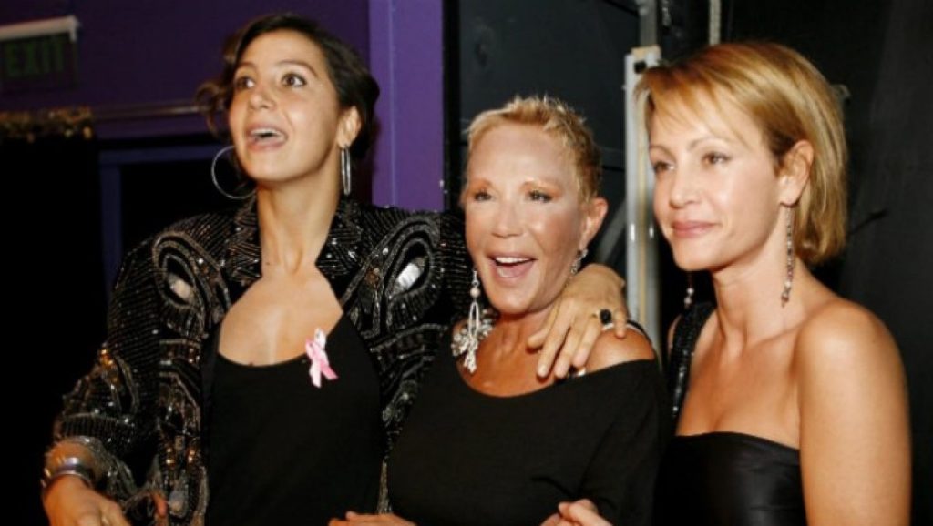 «Οι δηλώσεις της Ζένιας Μπονάτσου ότι η Μαρία Ελένη Λυκουρέζου άδειασε το σπίτι, είναι ψευδείς» (βίντεο)