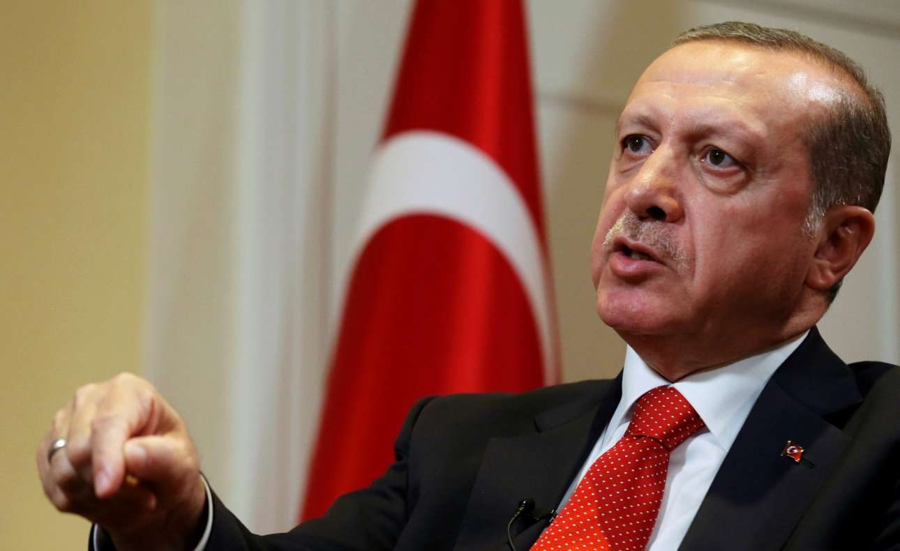 SZ: «Γιατί ο Ερντογάν ανακινεί ξανά το θέμα της ονομασίας της Κωνσταντινούπολης;»