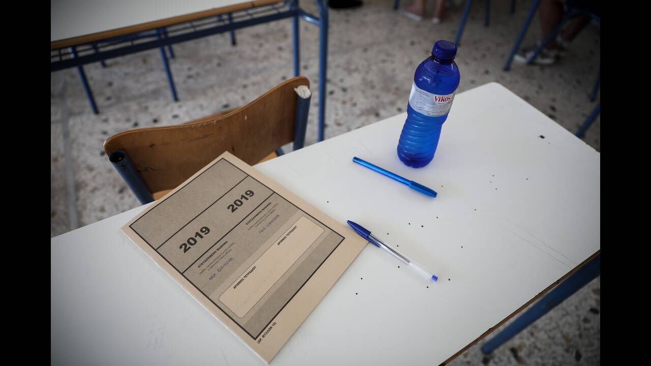 Πανελλήνιες 2019: Δεν έδωσαν άδεια σε εργαζόμενους μαθητές για τις εξετάσεις
