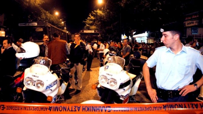 «Είναι ψεύτικη, μπείτε»: Ο κακοποιός που σκόρπισε τον θάνατο επειδή η αστυνομία νόμιζε ότι μπλοφάρει