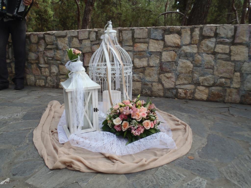 ΟΣΥ: Οδηγός στόλισε το λεωφορείο του και πήγε να παντρευτεί (φωτο)