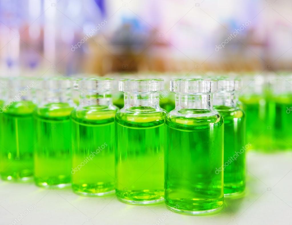 Αυτή είναι η χημική ουσία που μπορεί να εκραγεί ακόμη και μόνο που την κοιτάς (φωτο)