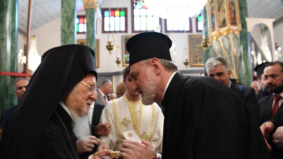 Οικουμενικός Πατριάρχης: «Συνεχίζομεν να κρατάμε ανοικτά τα σεβάσματα της Ρωμιοσύνης»