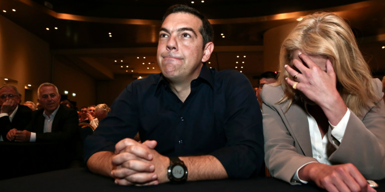 Η Ρένα Δούρου ψάχνει δουλειά στην Κουμουνδούρου