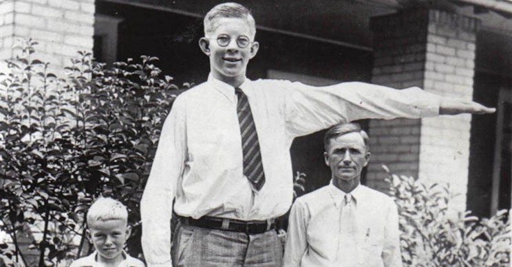 2,72 στα 22 του: Το άδοξο τέλος του γίγαντα που δεν έπρεπε να ψηλώσει άλλο