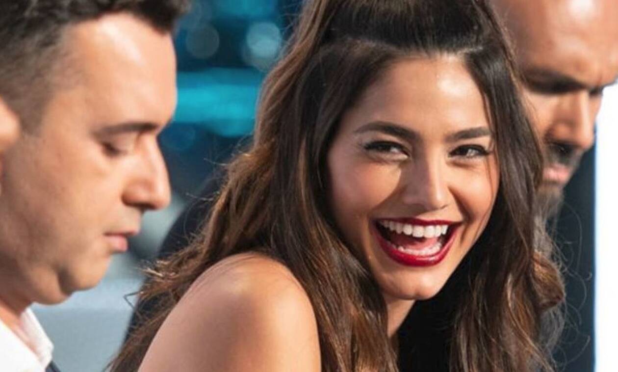 Ηλιάνα Παπαγεωργίου: Ποστάρει φωτογραφία στο καμαρίνι και κερδίζει εντυπώσεις! (φωτο)